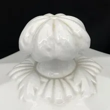 Ninevah_Mellor, Venables, & Co._Vegetable Tureen Base and Lid_Finial_003