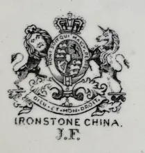 Paneled Grape_Jacob Furnival_Baker_Mark_004