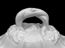 Paneled Grape_Jacob Furnival_Sauce or Soup Tureen Lid_Finial_001