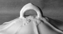 Paneled Grape_Unspecified_Vegetable Tureen Lid_Finial_001