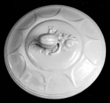 Paris Shape_Unspecified_Chamber Pot Lid_Item_001