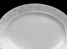 Pea Pod with Vine | Edward Pearson | Platter | Item | 001