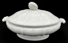 Pearson's #5 Shape_Edward Pearson_Vegetable Tureen Base and Lid_Item_001