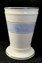 Plain_East Trenton Pottery Co._Brush Vase (One Piece Design)_Item_001