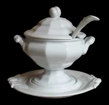 Plum Decagon_J. & G. Meakin_Sauce or Soup Tureen Base, Lid, Underplate, and Ladle_Item_002