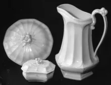 Prize Bloom_T. J. & J. Mayer_Partial Toilet Set_Collection_001