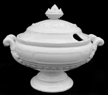 Prize Puritan_T. J. & J. Mayer_Sauce or Soup Tureen Base and Lid_Item_003