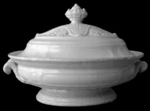 Prize Puritan_T. J. & J. Mayer_Vegetable Tureen Base and Lid_Item_001