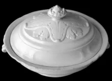 Prize Puritan_T. J. & J. Mayer_Vegetable Tureen Lid_Item_001