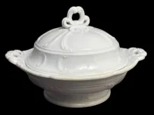 Quartered Scrolls_John Ridgway & Co._Vegetable Tureen Base and Lid_Item_001