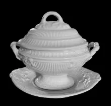 Ribbed Raspberry | J. & G. Meakin | Sauce or Soup Tureen Base, Lid, and Underplate | Item | 001