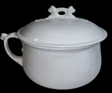 Royal_John Edwards_Chamber Pot Base and Lid_Item_001