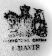 Scallop with Cartouche_Isaac Davis_Relish Dish_Mark_002