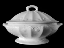 Scotia Shape | F. Jones (& Co.) | Vegetable Tureen Base and Lid | Item | 004