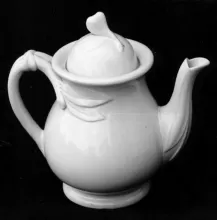 Shaw Pear | Anthony Shaw | Teapot or Coffee Pot Base and Lid | Item | 002