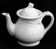 Shaw Pear_Cork, Edge, Malkin, & Co._Teapot or Coffee Pot Base and Lid_Item_001