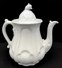 Six-Panel Trumpet_J. W. Pankhurst (& Co.)_Teapot or Coffee Pot Base and Lid_Item_001