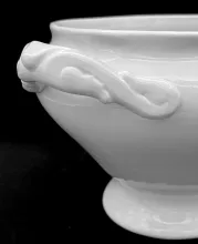 Split Handle | Meakin Bros. (& Co.) | Sauce or Soup Tureen Base and Lid | Handle | 002