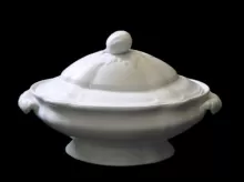 Split Pod | James Edwards & Son | Vegetable Tureen Base and Lid | Item | 001