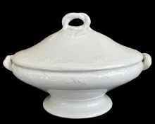 Tiny Oak and Acorn | J. W. Pankhurst (& Co.) | Vegetable Tureen Base and Lid | Item | 004
