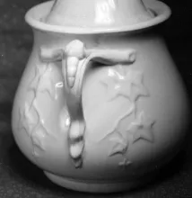 Trailing Ivy_John Maddock & Son(s) (& Co.)_Sugar Bowl with Lid_Embossing_002