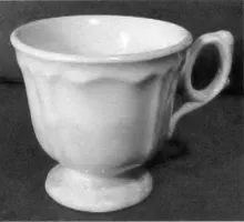 Triple Border_E. & C. Challinor_Handled Cup_Item_001