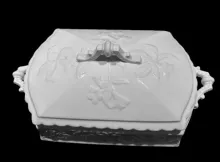 Unknown Tableware | Henry Burgess | Vegetable Tureen Base and Lid | Finial | 002