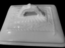 Unknown Toilet Pieces | Henry Alcock & Co. | Soap Box Lid | Finial | 006
