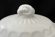 Victory Shape (Laurel Wreath) | Elsmore & Forster | Sauce or Soup Tureen Base, Lid and Underplate | Finial | 002