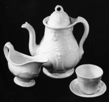 Vintage Shape_E. & C. Challinor_Teapot or Coffee Pot Base and Lid_Collection_001