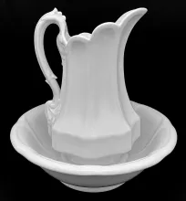 Walled Octagon_Jacob Furnival_Ewer and Wash Basin_Item_006
