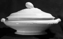 Washington Shape_John Meir & Son_Vegetable Tureen Base and Lid_Item_001