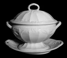 Wheat and Clover | C. Collinson & Co. | Sauce or Soup Tureen Base, Lid, and Underplate | Item | 002