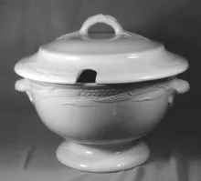 Wheat_Jacob Furnival_Hot Toddy Bowl with Handles and Lid_Item_001