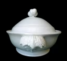 Wild Rose Twig | James Edwards & Son | Vegetable Tureen Base and Lid | Handle | 002